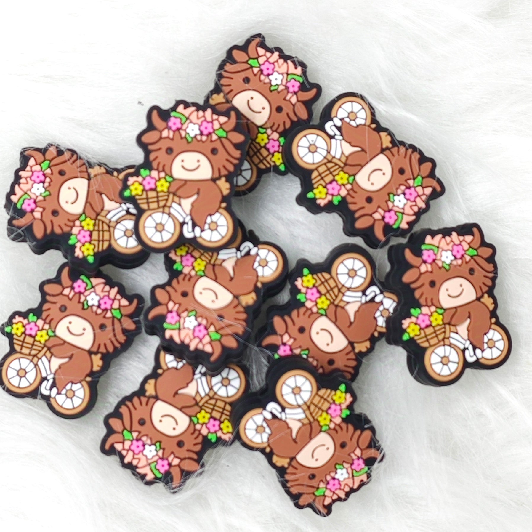 Baby highland cow Silicone Focal Beads Wholesale, Animal Shaped silicone focal beads for pens